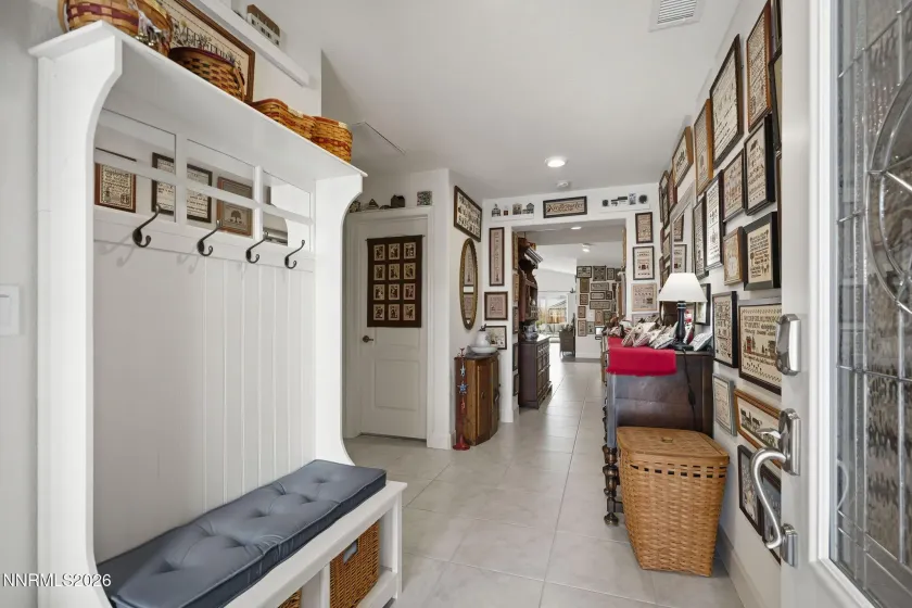 2095 Lanstar, Sparks, Nevada 89441, 4 Bedrooms Bedrooms, ,2 BathroomsBathrooms,Residential,Residential,Lanstar,260003812