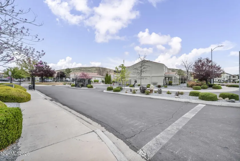 5695 Vista Luna, Sparks, Nevada 89436, 3 Bedrooms Bedrooms, ,3 BathroomsBathrooms,Residential,Residential,Vista Luna,260003814