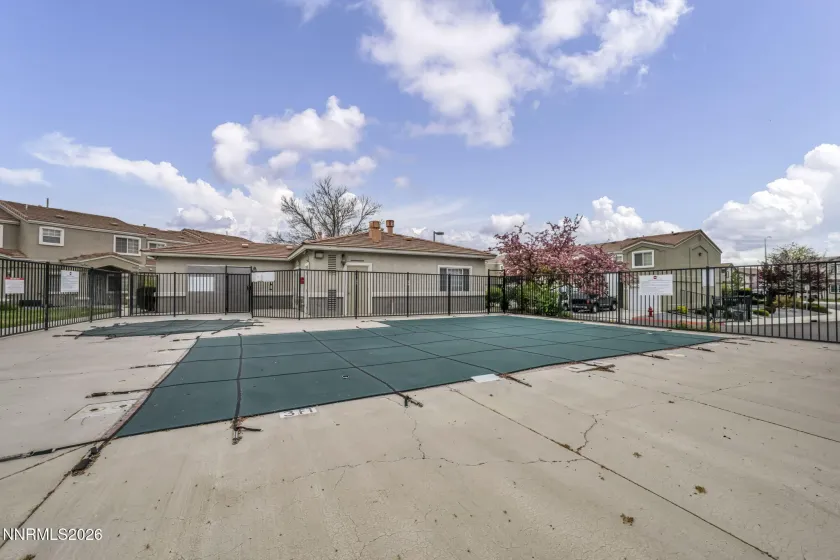 5695 Vista Luna, Sparks, Nevada 89436, 3 Bedrooms Bedrooms, ,3 BathroomsBathrooms,Residential,Residential,Vista Luna,260003814