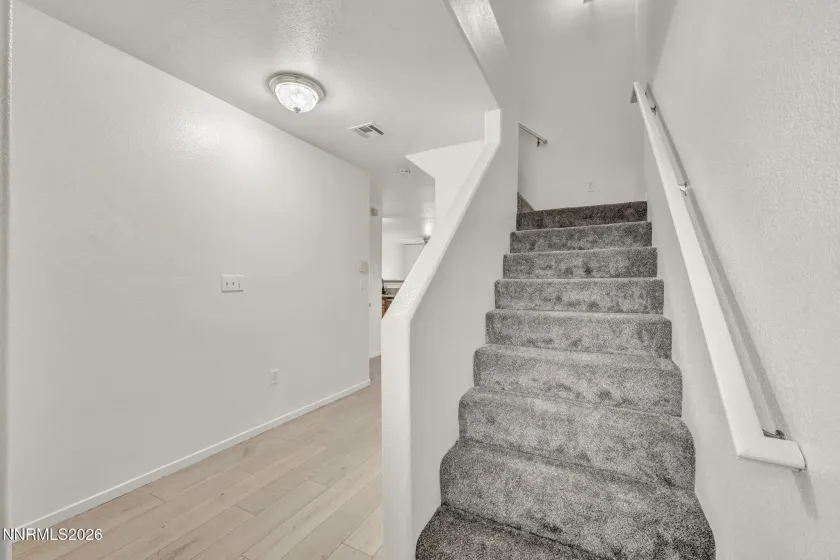 5695 Vista Luna, Sparks, Nevada 89436, 3 Bedrooms Bedrooms, ,3 BathroomsBathrooms,Residential,Residential,Vista Luna,260003814