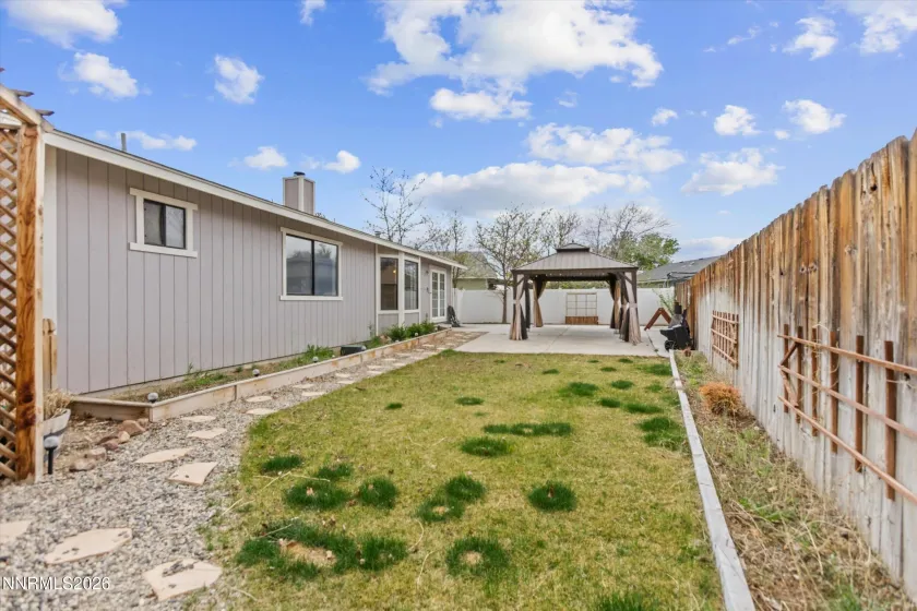 332 Woodside, Dayton, Nevada 89403, 3 Bedrooms Bedrooms, ,2 BathroomsBathrooms,Residential,Residential,Woodside,260003818