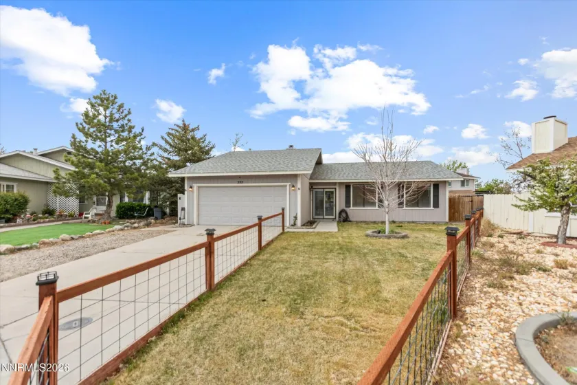 332 Woodside, Dayton, Nevada 89403, 3 Bedrooms Bedrooms, ,2 BathroomsBathrooms,Residential,Residential,Woodside,260003818