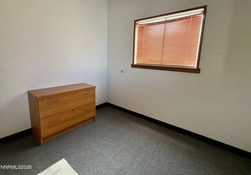 325 Hanson, Winnemucca, Nevada 89445, ,Commercial Sale,Residential,Hanson,260003820