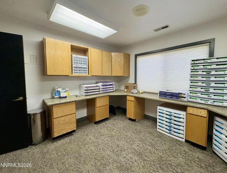 325 Hanson, Winnemucca, Nevada 89445, ,Commercial Sale,Residential,Hanson,260003820
