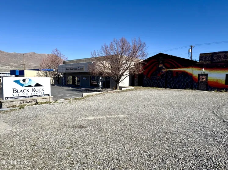 325 Hanson, Winnemucca, Nevada 89445, ,Commercial Sale,Residential,Hanson,260003820