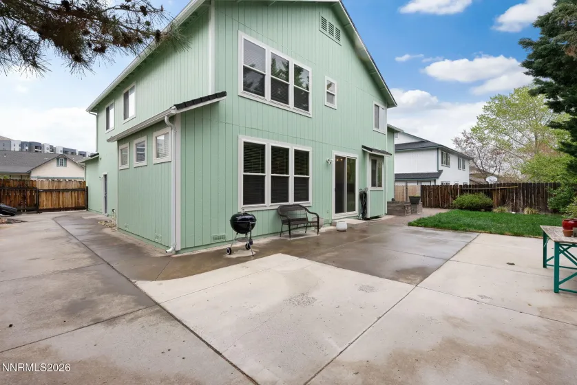 3220 Green River, Reno, Nevada 89503, 4 Bedrooms Bedrooms, ,3 BathroomsBathrooms,Residential,Residential,Green River,260003825