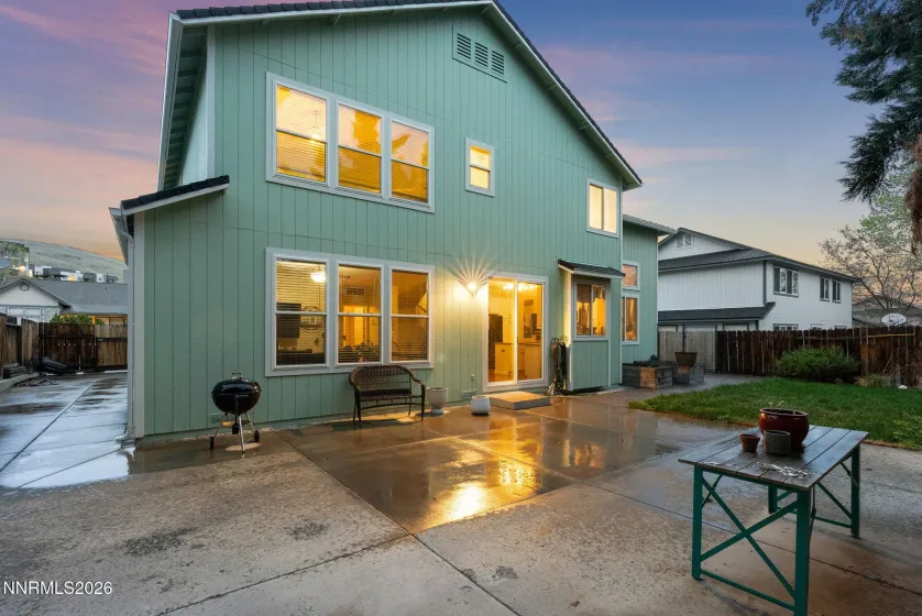 3220 Green River, Reno, Nevada 89503, 4 Bedrooms Bedrooms, ,3 BathroomsBathrooms,Residential,Residential,Green River,260003825