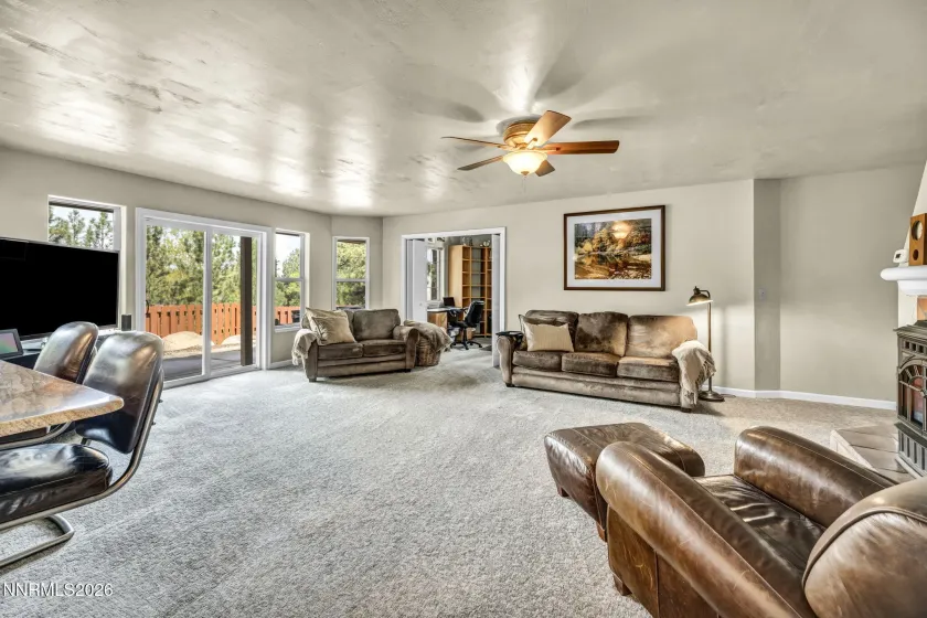 3704 Lakeview, Carson City, Nevada 89703, 4 Bedrooms Bedrooms, ,4 BathroomsBathrooms,Residential,Residential,Lakeview,260003822