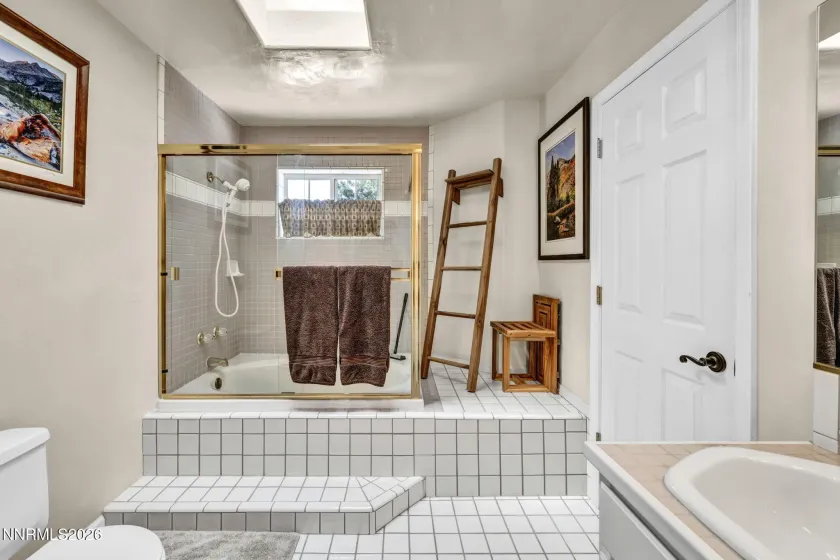 3704 Lakeview, Carson City, Nevada 89703, 4 Bedrooms Bedrooms, ,4 BathroomsBathrooms,Residential,Residential,Lakeview,260003822