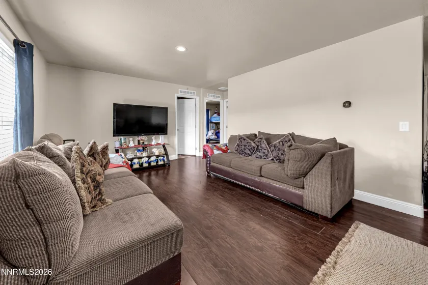 280 Pit, Sun Valley, Nevada 89433, 4 Bedrooms Bedrooms, ,2 BathroomsBathrooms,Residential,Residential,Pit,260003826