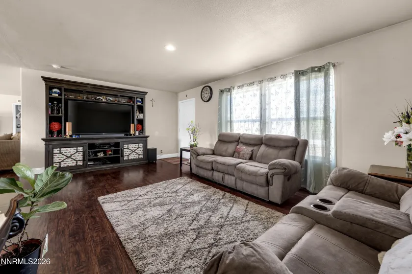 280 Pit, Sun Valley, Nevada 89433, 4 Bedrooms Bedrooms, ,2 BathroomsBathrooms,Residential,Residential,Pit,260003826