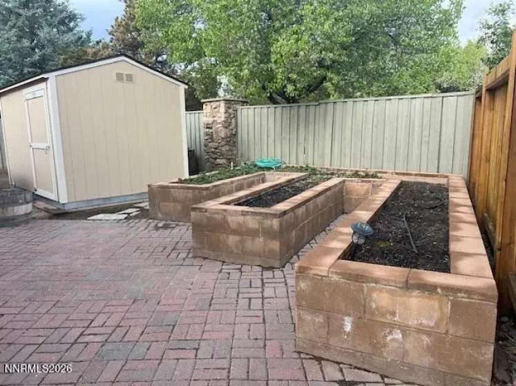 9941 Northrup, Reno, Nevada 89521, 4 Bedrooms Bedrooms, ,2 BathroomsBathrooms,Residential,Residential,Northrup,260003827