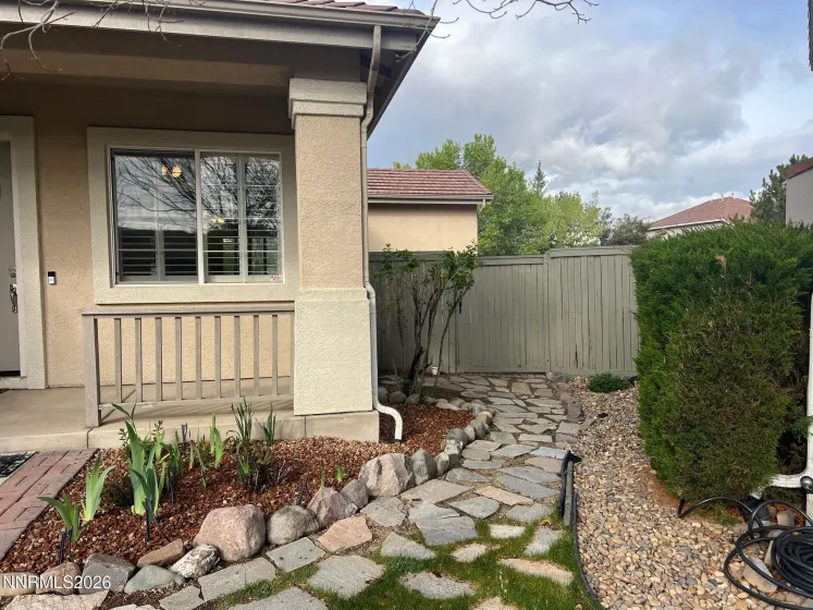 9941 Northrup, Reno, Nevada 89521, 4 Bedrooms Bedrooms, ,2 BathroomsBathrooms,Residential,Residential,Northrup,260003827