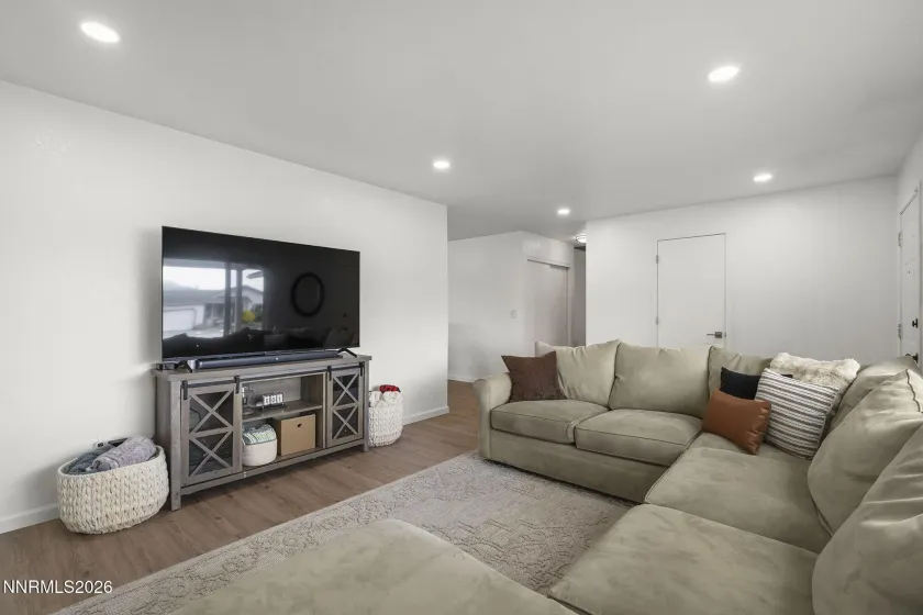 1322 Patricia, Gardnerville, Nevada 89460, 3 Bedrooms Bedrooms, ,2 BathroomsBathrooms,Residential,Residential,Patricia,260003828