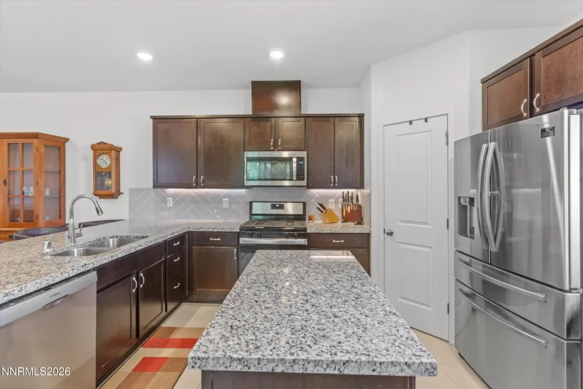 2221 Millville, Sparks, Nevada 89441, 3 Bedrooms Bedrooms, ,2 BathroomsBathrooms,Residential,Residential,Millville,260003833