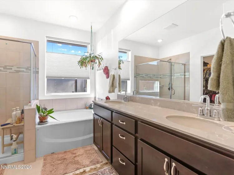 2221 Millville, Sparks, Nevada 89441, 3 Bedrooms Bedrooms, ,2 BathroomsBathrooms,Residential,Residential,Millville,260003833