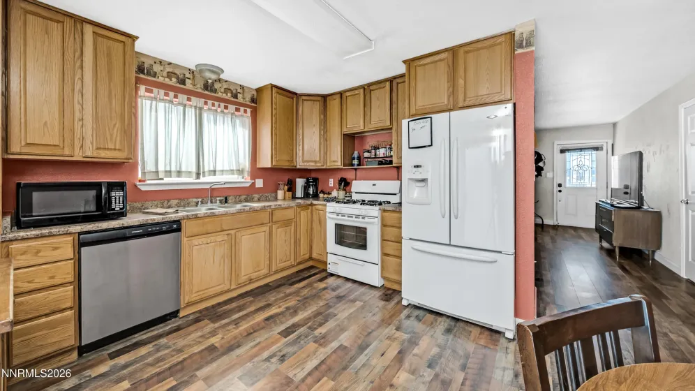 35 Buffalo, Yerington, Nevada 89447, 3 Bedrooms Bedrooms, ,2 BathroomsBathrooms,Residential,Residential,Buffalo,260003836