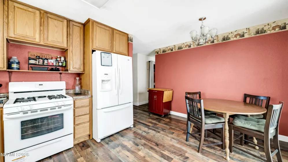 35 Buffalo, Yerington, Nevada 89447, 3 Bedrooms Bedrooms, ,2 BathroomsBathrooms,Residential,Residential,Buffalo,260003836