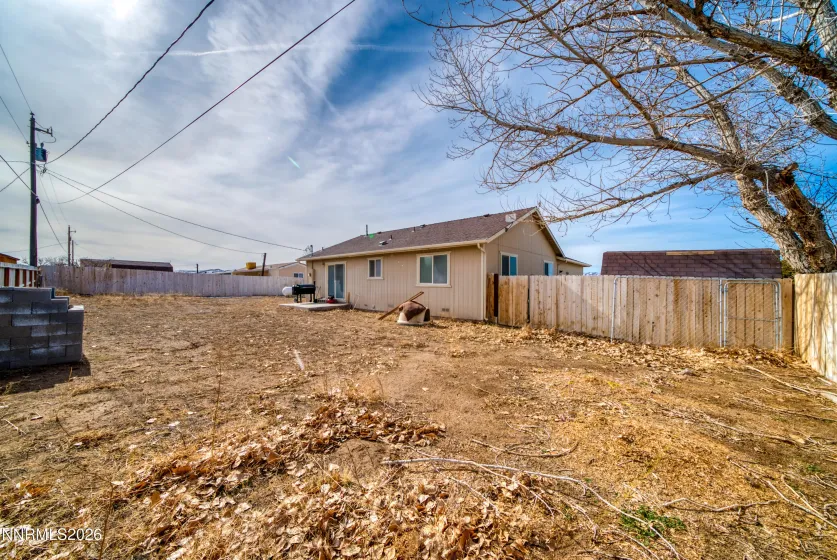 35 Buffalo, Yerington, Nevada 89447, 3 Bedrooms Bedrooms, ,2 BathroomsBathrooms,Residential,Residential,Buffalo,260003836