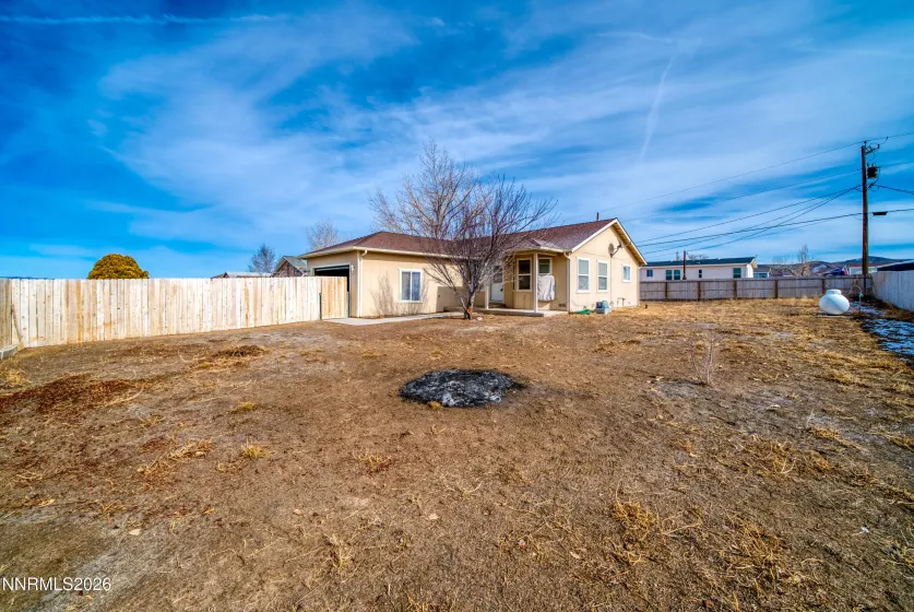 35 Buffalo, Yerington, Nevada 89447, 3 Bedrooms Bedrooms, ,2 BathroomsBathrooms,Residential,Residential,Buffalo,260003836