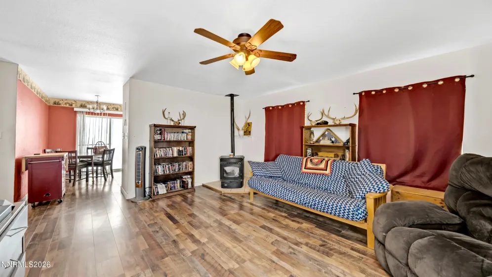 35 Buffalo, Yerington, Nevada 89447, 3 Bedrooms Bedrooms, ,2 BathroomsBathrooms,Residential,Residential,Buffalo,260003836