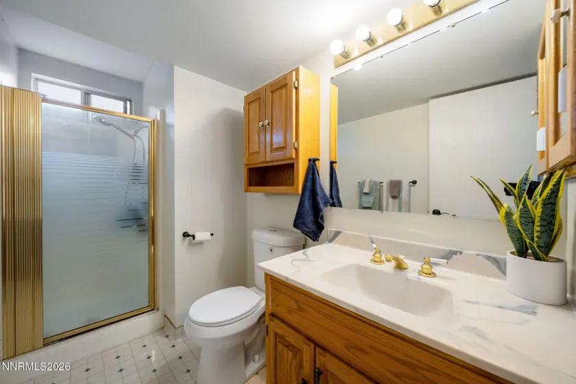 Downstairs full bathroom