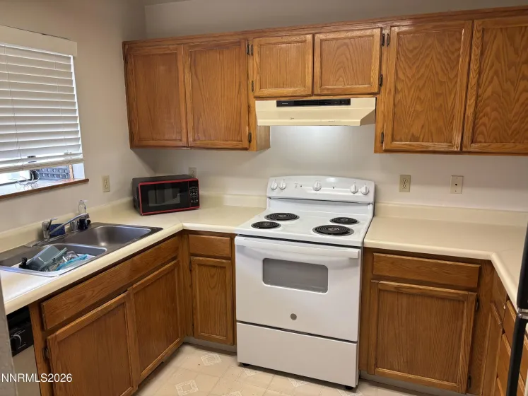 4985 7th, Reno, Nevada 89503, 2 Bedrooms Bedrooms, ,2 BathroomsBathrooms,Residential,Residential,7th,260003837