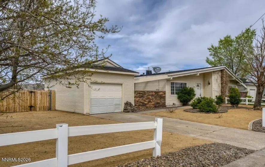 12051 Rocky Mountain, Reno, Nevada 89506, 3 Bedrooms Bedrooms, ,1 BathroomBathrooms,Residential,Residential,Rocky Mountain,260003839