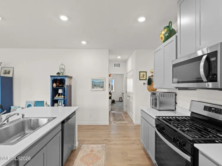 305 Mountain Spring, Dayton, Nevada 89403, 4 Bedrooms Bedrooms, ,2 BathroomsBathrooms,Residential,Residential,Mountain Spring,260003843