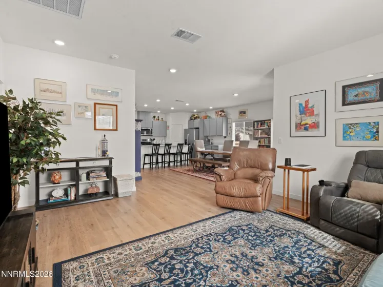 305 Mountain Spring, Dayton, Nevada 89403, 4 Bedrooms Bedrooms, ,2 BathroomsBathrooms,Residential,Residential,Mountain Spring,260003843