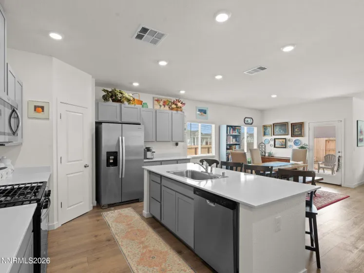 305 Mountain Spring, Dayton, Nevada 89403, 4 Bedrooms Bedrooms, ,2 BathroomsBathrooms,Residential,Residential,Mountain Spring,260003843