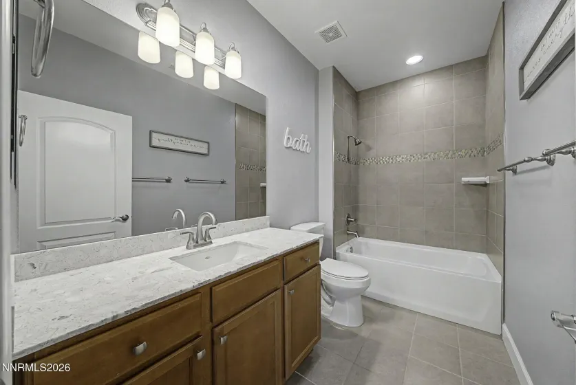 9615 Declan, Reno, Nevada 89521, 3 Bedrooms Bedrooms, ,2 BathroomsBathrooms,Residential,Residential,Declan,260003846