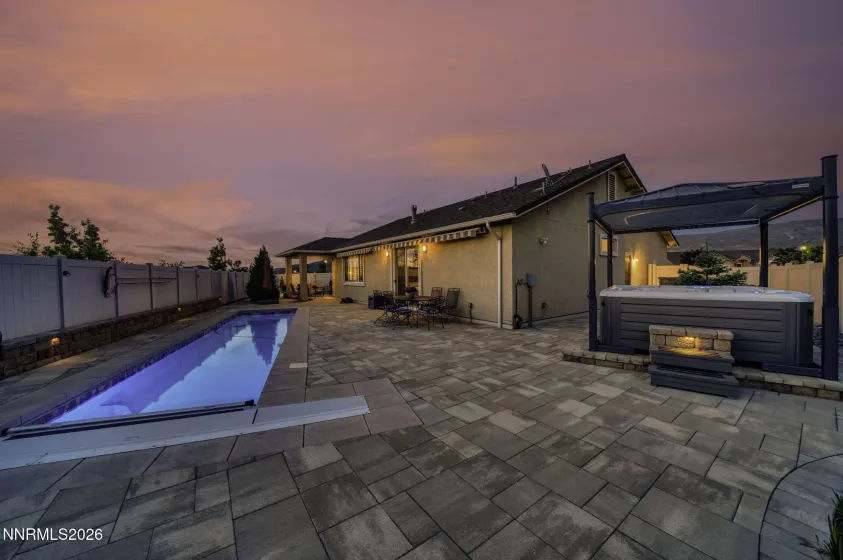 9615 Declan, Reno, Nevada 89521, 3 Bedrooms Bedrooms, ,2 BathroomsBathrooms,Residential,Residential,Declan,260003846