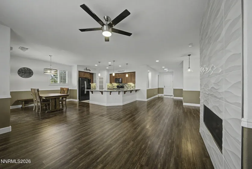 9615 Declan, Reno, Nevada 89521, 3 Bedrooms Bedrooms, ,2 BathroomsBathrooms,Residential,Residential,Declan,260003846