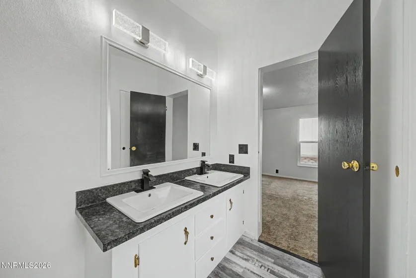 5770 Biller, Sun Valley, Nevada 89433, 3 Bedrooms Bedrooms, ,2 BathroomsBathrooms,Residential,Residential,Biller,260003847