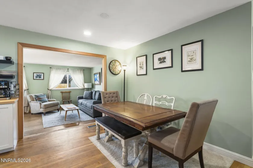 1420 Tanglewood, Sparks, Nevada 89431, 3 Bedrooms Bedrooms, ,2 BathroomsBathrooms,Residential,Residential,Tanglewood,260003848