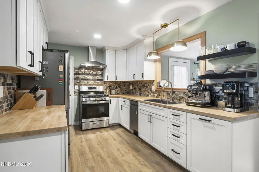 1420 Tanglewood, Sparks, Nevada 89431, 3 Bedrooms Bedrooms, ,2 BathroomsBathrooms,Residential,Residential,Tanglewood,260003848