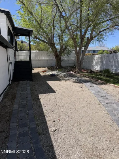 1021 Tonopah, Tonopah, Nevada 89049, 3 Bedrooms Bedrooms, ,1 BathroomBathrooms,Residential,Residential,Tonopah,260003851