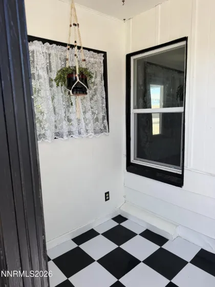 1021 Tonopah, Tonopah, Nevada 89049, 3 Bedrooms Bedrooms, ,1 BathroomBathrooms,Residential,Residential,Tonopah,260003851