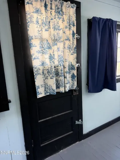 1021 Tonopah, Tonopah, Nevada 89049, 3 Bedrooms Bedrooms, ,1 BathroomBathrooms,Residential,Residential,Tonopah,260003851