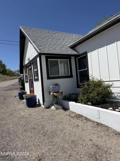 1021 Tonopah, Tonopah, Nevada 89049, 3 Bedrooms Bedrooms, ,1 BathroomBathrooms,Residential,Residential,Tonopah,260003851