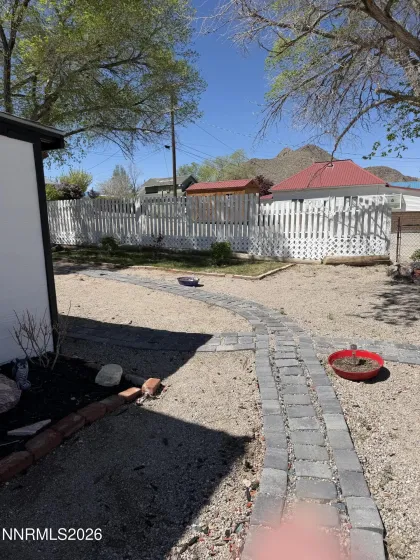 1021 Tonopah, Tonopah, Nevada 89049, 3 Bedrooms Bedrooms, ,1 BathroomBathrooms,Residential,Residential,Tonopah,260003851