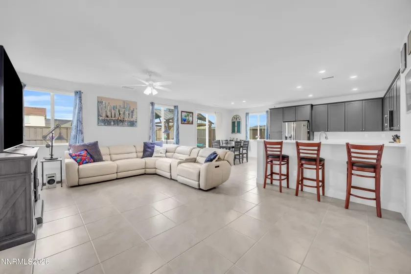 7172 Lemur Landing, Sparks, Nevada 89436, 4 Bedrooms Bedrooms, ,2 BathroomsBathrooms,Residential,Residential,Lemur Landing,260003856