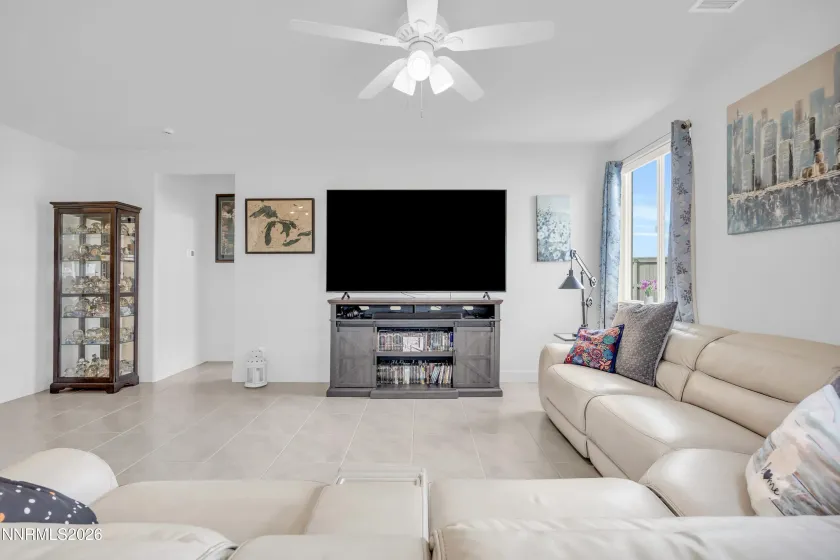 7172 Lemur Landing, Sparks, Nevada 89436, 4 Bedrooms Bedrooms, ,2 BathroomsBathrooms,Residential,Residential,Lemur Landing,260003856