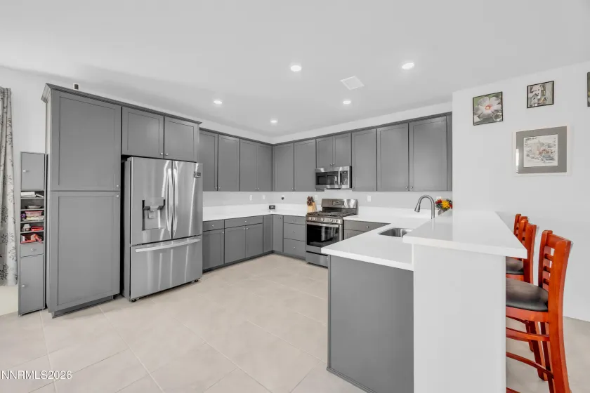 7172 Lemur Landing, Sparks, Nevada 89436, 4 Bedrooms Bedrooms, ,2 BathroomsBathrooms,Residential,Residential,Lemur Landing,260003856