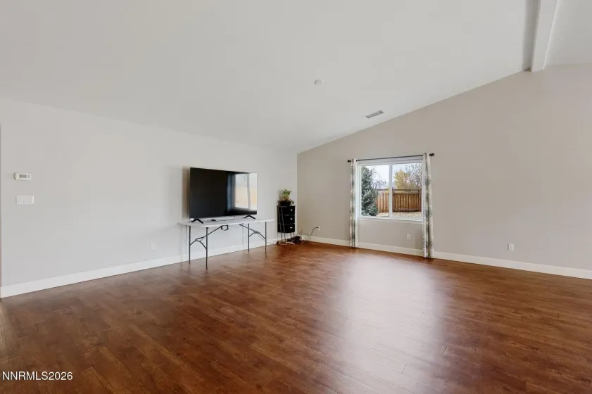 7450 Comet, Sparks, Nevada 89436, 4 Bedrooms Bedrooms, ,3 BathroomsBathrooms,Residential,Residential,Comet,260003815