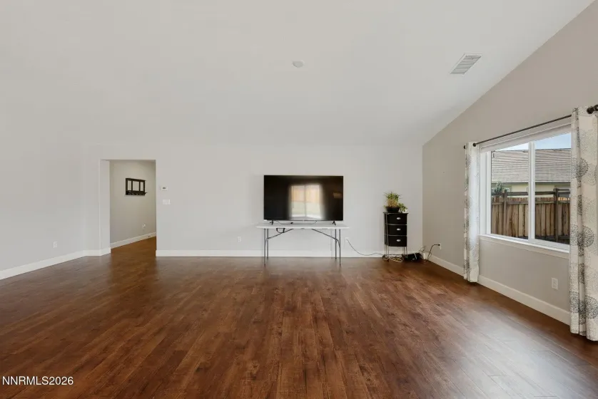 7450 Comet, Sparks, Nevada 89436, 4 Bedrooms Bedrooms, ,3 BathroomsBathrooms,Residential,Residential,Comet,260003815