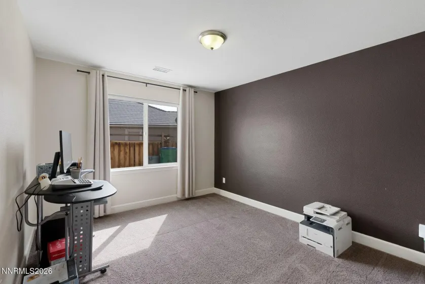 7450 Comet, Sparks, Nevada 89436, 4 Bedrooms Bedrooms, ,3 BathroomsBathrooms,Residential,Residential,Comet,260003815