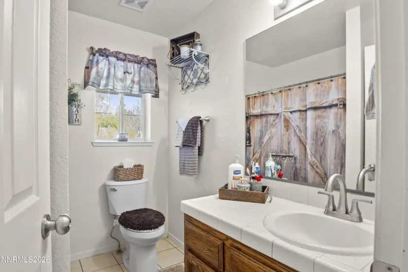 695 Ann, Gardnerville, Nevada 89460, 3 Bedrooms Bedrooms, ,2 BathroomsBathrooms,Residential,Residential,Ann,260003819