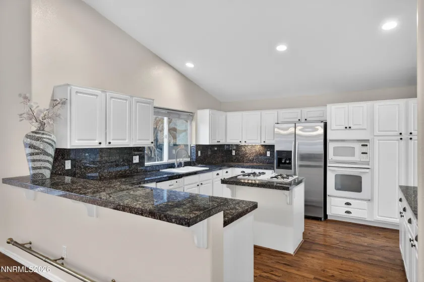 6279 Golden Meadow, Reno, Nevada 89519, 4 Bedrooms Bedrooms, ,3 BathroomsBathrooms,Residential,Residential,Golden Meadow,260003858